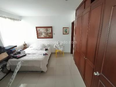 Apartamento de 3 alcobas en venta en La Arboleda, Cali, 184 m² · foto 14 de 20
