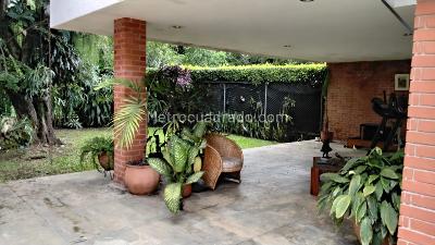 Casa de 5 alcobas en venta en Pance, Cali, 293 m² · foto 2 de 17