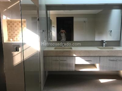 Casa de 5 alcobas en venta en Pance, Cali, 293 m² · foto 12 de 17