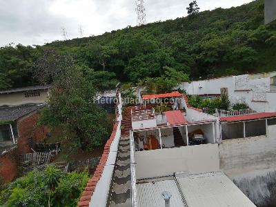 Apartamento de 4 alcobas en venta en Santa Monica Residencial, Cali, 254 m² · foto 19 de 20