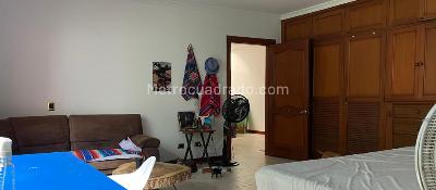 Casa de 5 alcobas en venta en Miraflores, Cali, 645 m² · foto 10 de 15