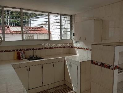 Casa de 4 alcobas en venta en La Flora, Cali, 263 m² · foto 10 de 20