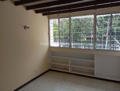 Casa de 4 alcobas en venta en La Flora, Cali, 263 m² · foto 14 de 20