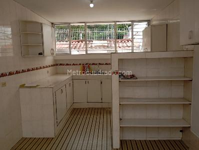 Casa de 4 alcobas en venta en La Flora, Cali, 263 m² · foto 9 de 20