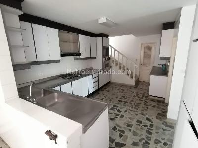 Casa de 3 alcobas en venta en Ciudad Jardin, Cali, 460 m² · foto 18 de 20