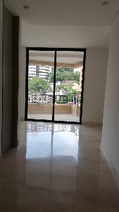 Apartamento de 3 alcobas en venta en Santa Teresita, Cali, 244 m² · foto 3 de 20
