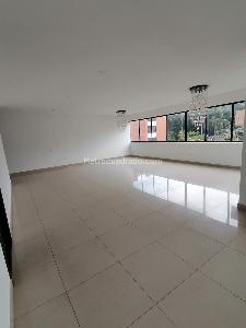 Apartamento de 3 alcobas en venta en La Arboleda, Cali, 184 m² · foto 3 de 20