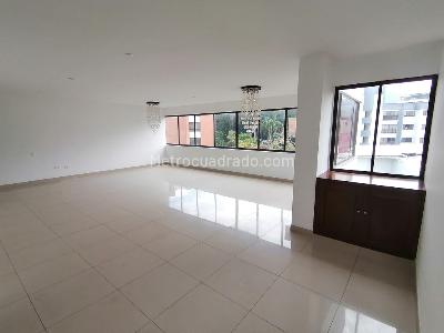 Apartamento de 3 alcobas en venta en La Arboleda, Cali, 184 m² · foto 4 de 20