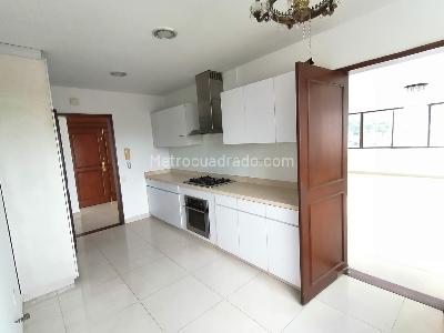 Apartamento de 3 alcobas en venta en La Arboleda, Cali, 184 m² · foto 6 de 20