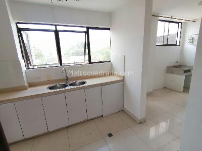 Apartamento de 3 alcobas en venta en La Arboleda, Cali, 184 m² · foto 9 de 20