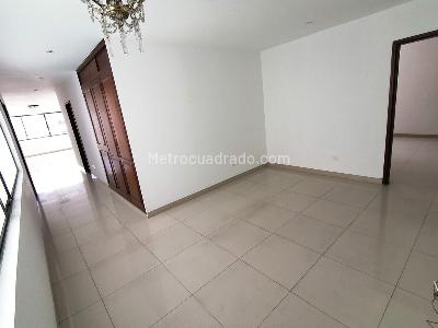 Apartamento de 3 alcobas en venta en La Arboleda, Cali, 184 m² · foto 16 de 20
