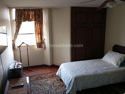 Apartamento de 5 alcobas en venta en Granada, Cali, 183 m² · foto 11 de 19