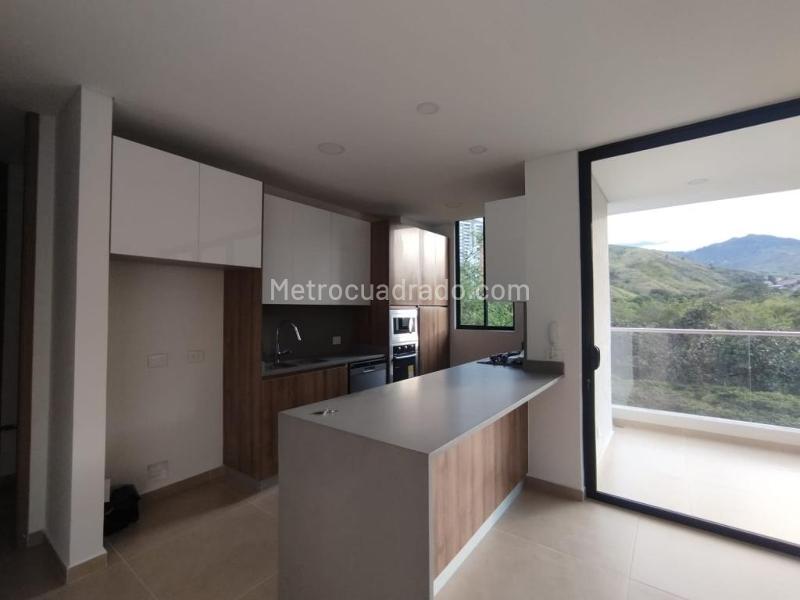 Apartamento en Arriendo, Santa Teresita, Cali - Mehr