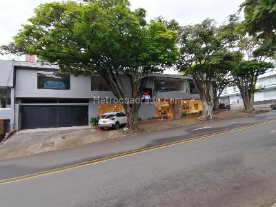 Casa de 1 alcoba en venta en Santa Monica Residencial, Cali, 809 m² · foto 2 de 20