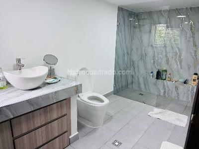 Casa de 4 alcobas en venta en La Arboleda, Cali, 385 m² · foto 15 de 20