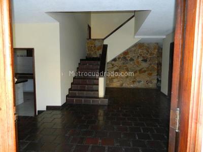 Casa de 3 alcobas en venta en Cristales, Cali, 470 m² · foto 5 de 20