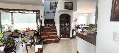 Casa de 5 alcobas en venta en Ciudad Jardin, Cali, 475 m² · foto 8 de 20