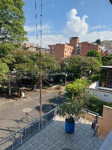 Casa de 5 alcobas en venta en Santa Rita, Cali, 700 m² · foto 10 de 12