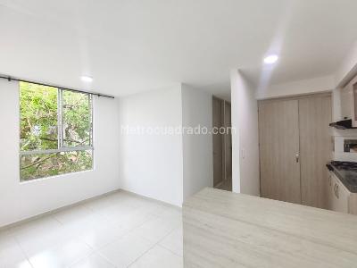 Apartamento de 3 alcobas en venta en Aguacatal, Cali, 57 m² · foto 5 de 20