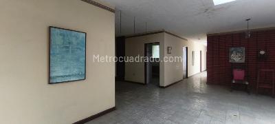 Casa de 4 alcobas en venta en Tequendama, Cali, 195 m² · foto 5 de 20