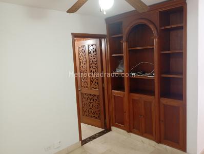 Apartamento de 3 alcobas en venta en Santa Teresita, Cali, 150 m² · foto 4 de 20