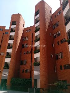 Apartamento en venta en La Arboleda, Cali · foto 3 de 20