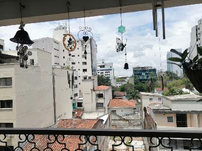 Apartamento de 3 alcobas en venta en Centenario, Cali, 150 m² · foto 2 de 20