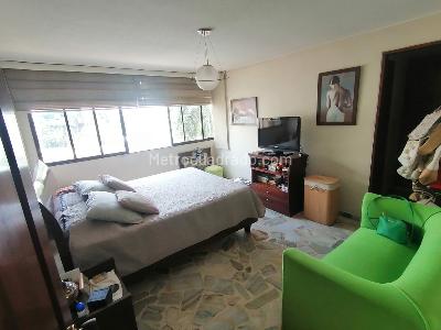 Apartamento de 3 alcobas en venta en Centenario, Cali, 150 m² · foto 13 de 20