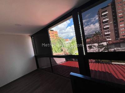Casa de 4 alcobas en venta en La Castellana, Medellín, 147 m² · foto 19 de 20
