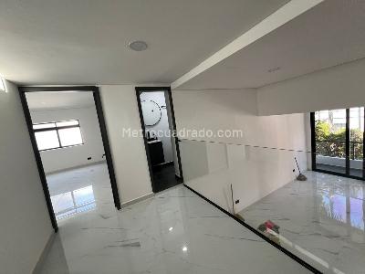 Casa de 4 alcobas en venta en La Castellana, Medellín, 147 m² · foto 3 de 20