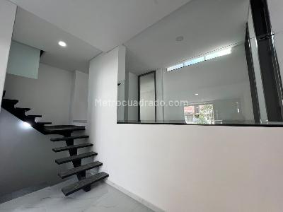 Casa de 4 alcobas en venta en La Castellana, Medellín, 147 m² · foto 6 de 20