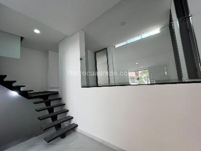 Casa de 4 alcobas en venta en La Castellana, Medellín, 147 m² · foto 8 de 20
