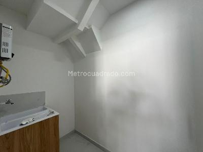 Casa de 4 alcobas en venta en La Castellana, Medellín, 147 m² · foto 9 de 20