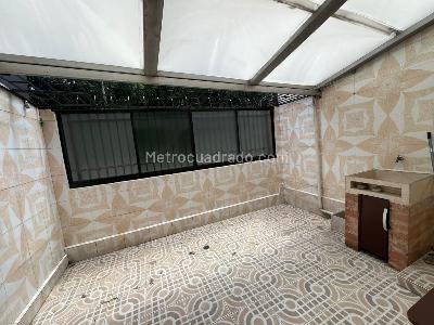 Casa de 4 alcobas en venta en La Mota, Medellín, 104 m² · foto 4 de 10