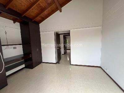 Casa de 4 alcobas en venta en La Mota, Medellín, 104 m² · foto 6 de 10