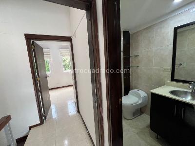 Casa de 4 alcobas en venta en La Mota, Medellín, 104 m² · foto 9 de 10