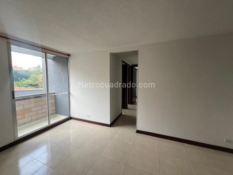 Apartamento de 3 Alcobas en Loma de los Bernal con piscina y gimnasio - 3