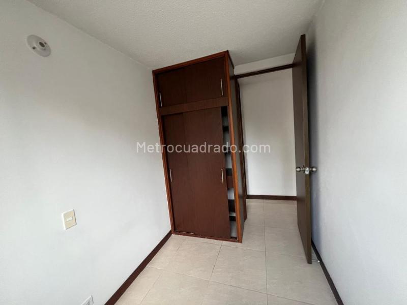 Apartamento de 3 Alcobas en Loma de los Bernal con piscina y gimnasio - 7