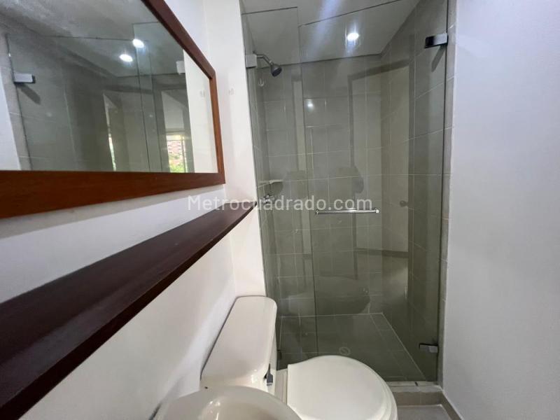 Apartamento de 3 Alcobas en Loma de los Bernal con piscina y gimnasio - 9