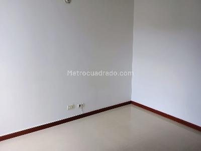 Apartamento de 3 alcobas en venta en El Rincon, Medellín, 60 m² · foto 7 de 15