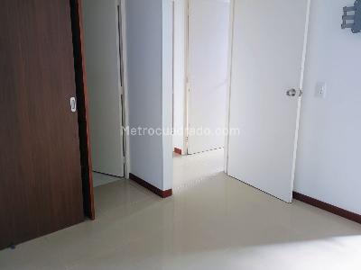 Apartamento de 3 alcobas en venta en El Rincon, Medellín, 60 m² · foto 9 de 15