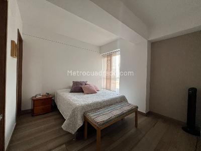 Apartamento de 3 alcobas en venta en Calasanz, Medellín, 93 m² · foto 9 de 15