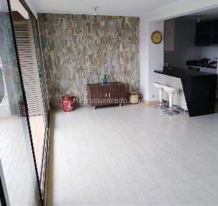 Apartamento de 3 alcobas en venta en Loma De Los Bernal, Medellín, 80 m² · foto 1 de 9