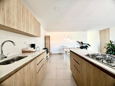 Apartamento en venta en La America, Medellín · foto 3 de 10