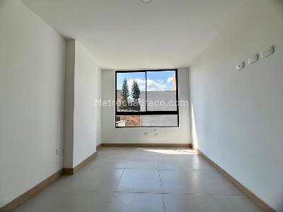 Apartamento de 2 alcobas en venta en La America, Medellín, 74 m² · foto 9 de 10