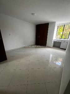 Apartamento en venta en Santa Teresita, Medellín · foto 10 de 13