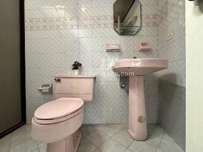 Casa de 4 alcobas en venta en Los Alpes, Medellín, 121 m² · foto 12 de 13