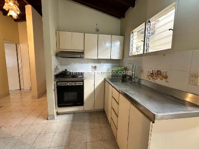 Casa de 4 alcobas en venta en Los Alpes, Medellín, 121 m² · foto 3 de 13