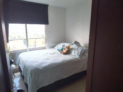 Apartamento de 3 alcobas en venta en Los Alpes, Medellín, 74 m² · foto 13 de 19