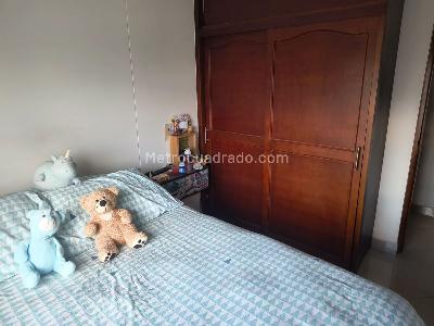 Apartamento de 3 alcobas en venta en Los Alpes, Medellín, 74 m² · foto 14 de 19